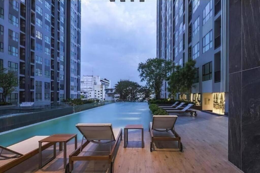 The Base Central Pattaya Quiet Room With Infinity Pool & Free Netflix Exterior photo